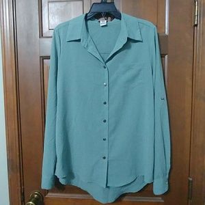 2 dressy button down blouses